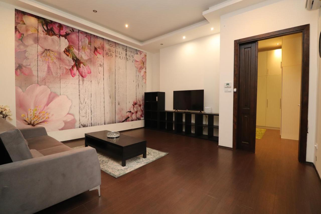 Broadway Downtown Deluxe Budapest Luaran gambar
