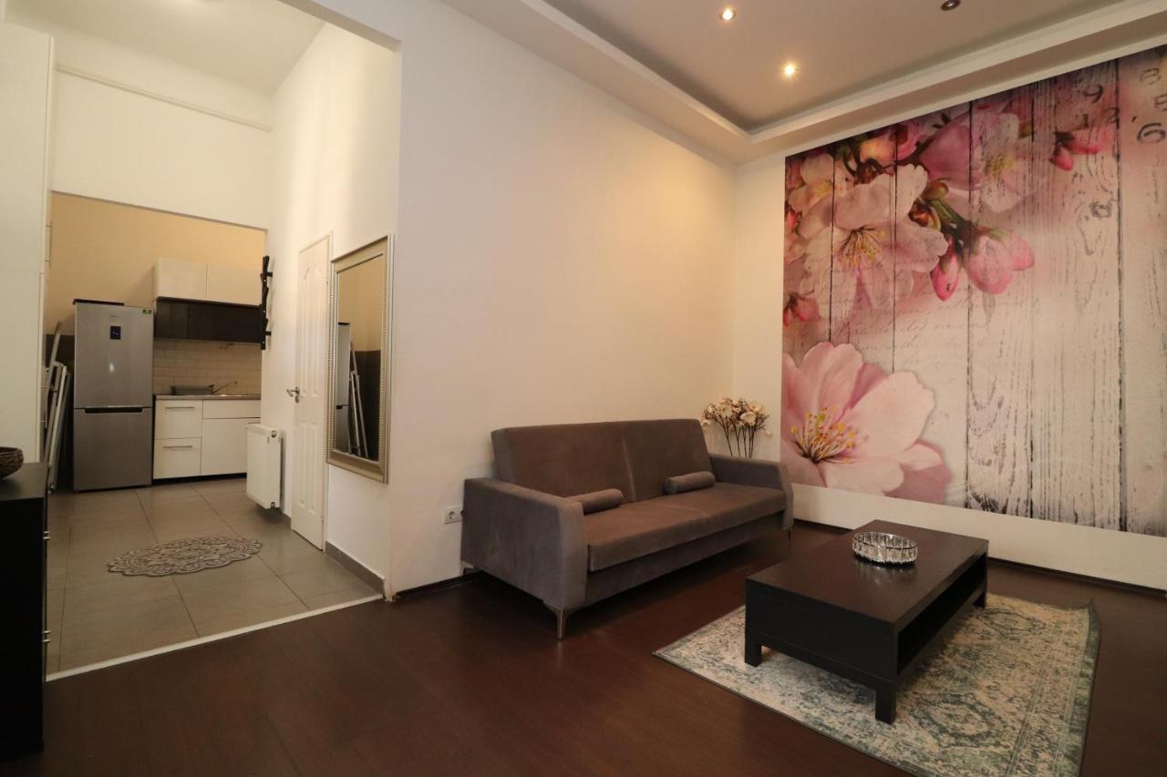 Broadway Downtown Deluxe Budapest Luaran gambar