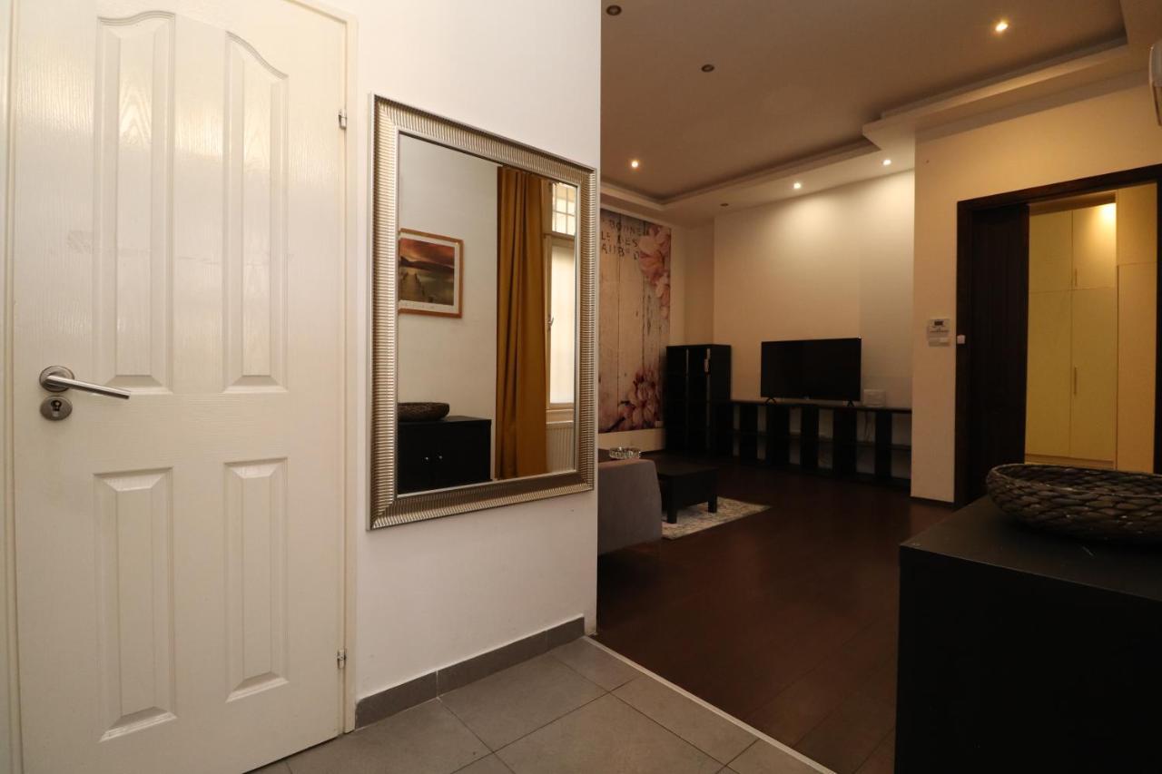 Broadway Downtown Deluxe Budapest Luaran gambar