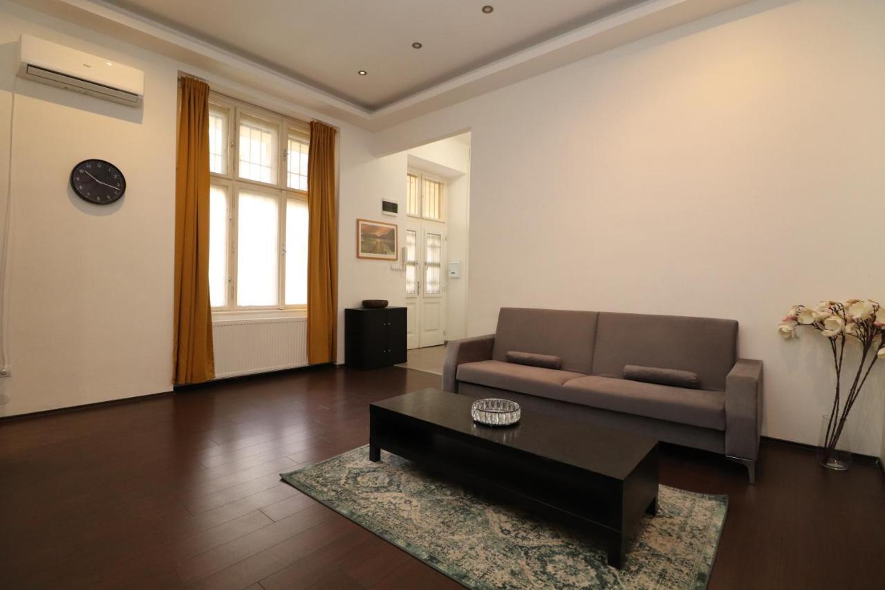 Broadway Downtown Deluxe Budapest Luaran gambar